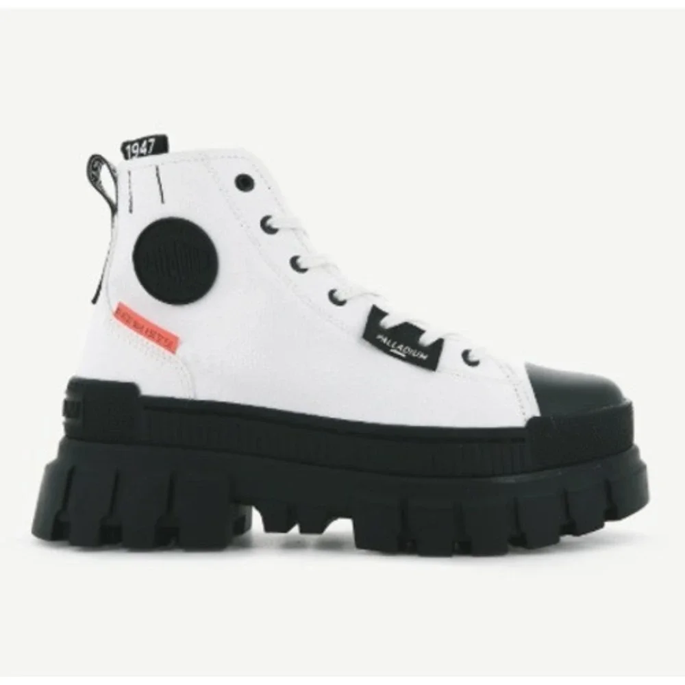 Palladium Revolt Hi TX Women's Platform Boots Lug Sole Ankle Boots 6.5 WHITE NIB